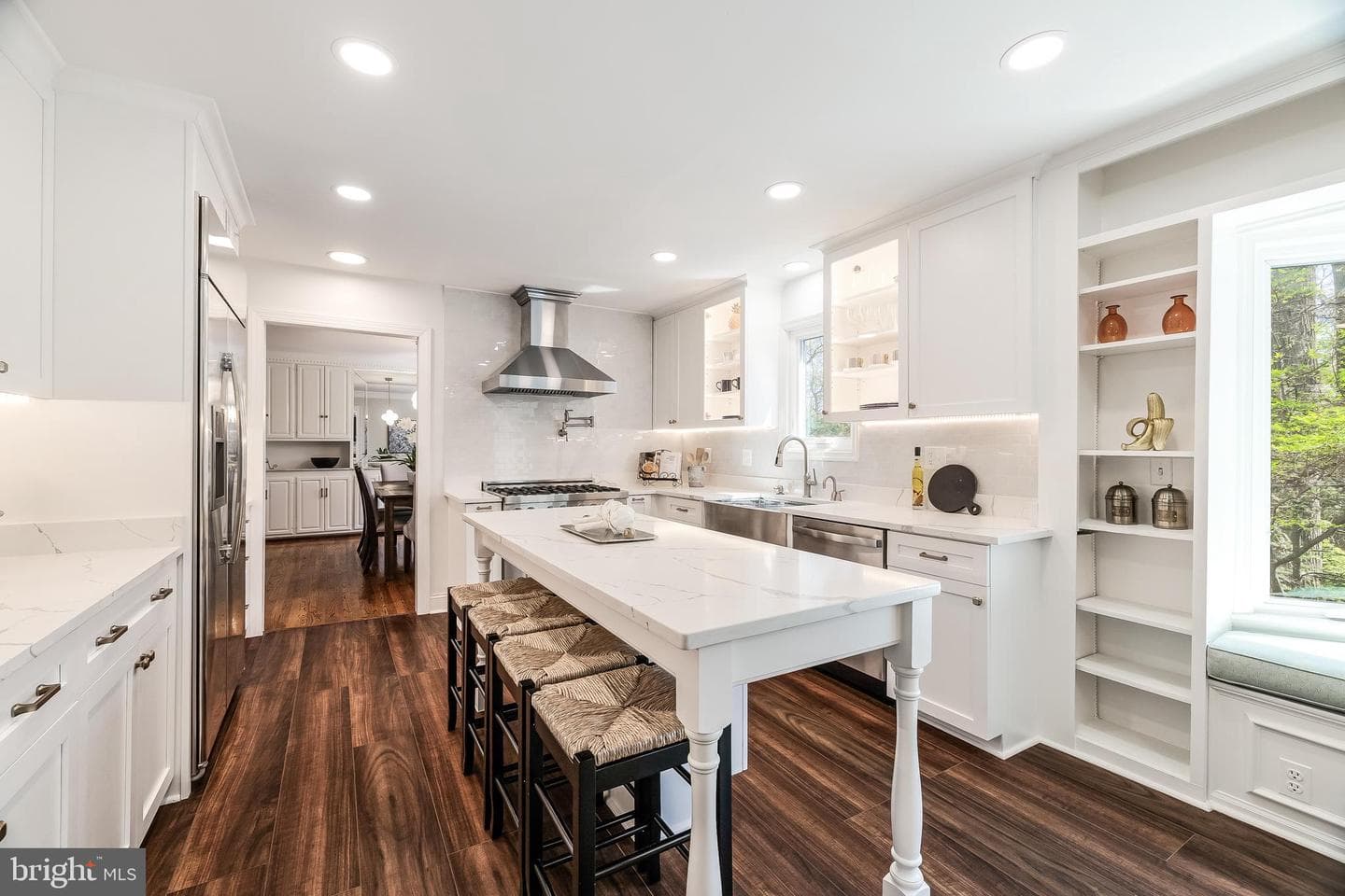 1035 Gelston Circle photo 5