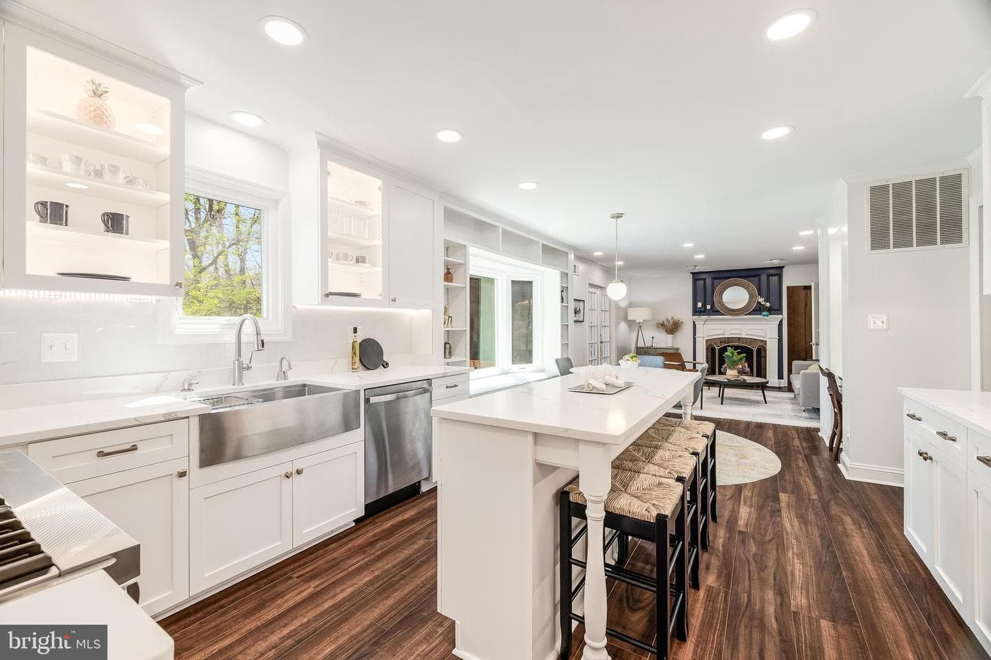 1035 Gelston Circle photo 9