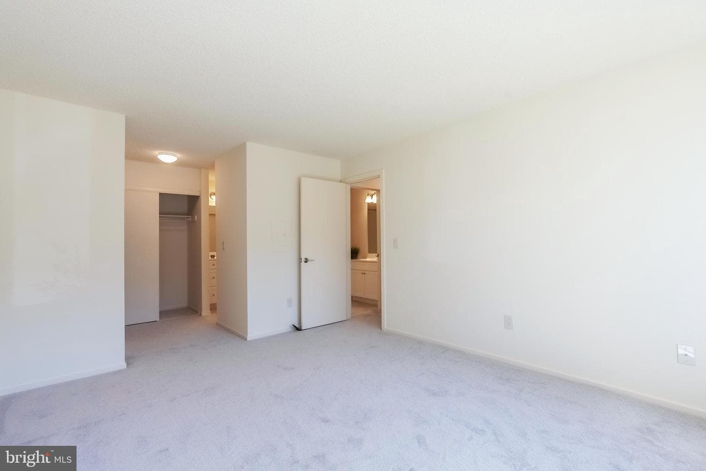11731 Summerchase Circle photo 17