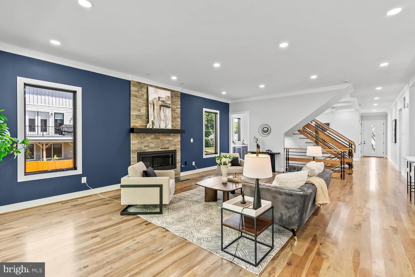 501 Yeonas Drive SW photo 11