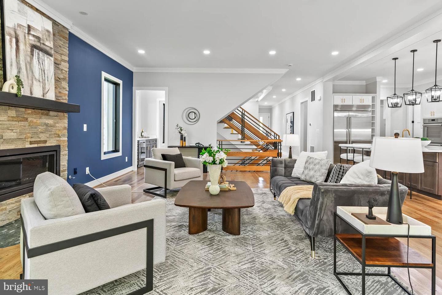 501 Yeonas Drive SW photo 14