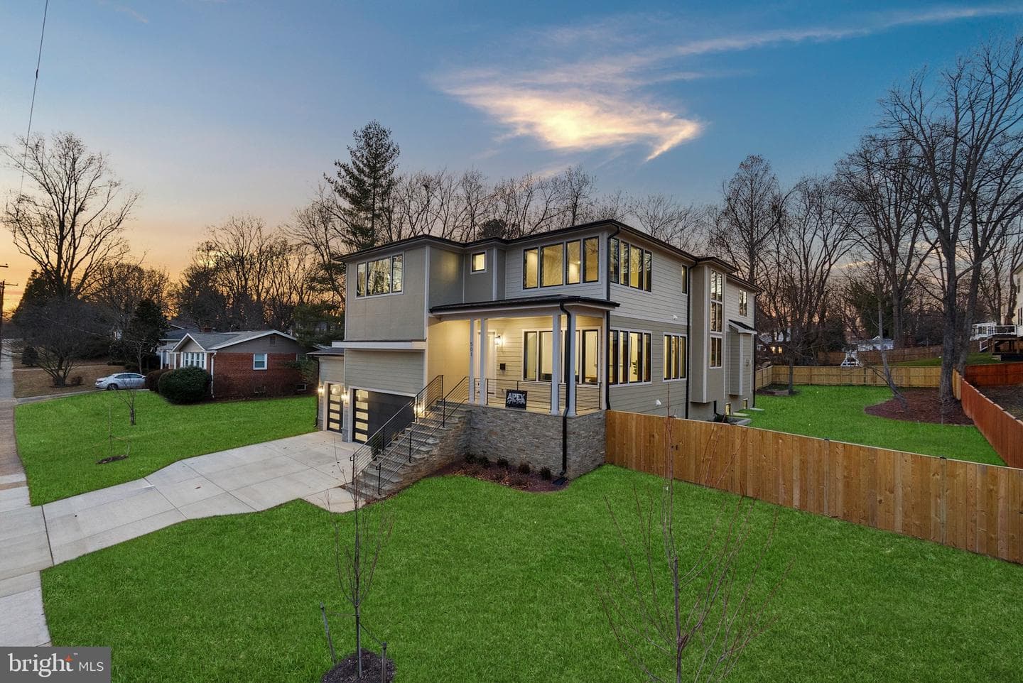 501 Yeonas Drive SW photo 3