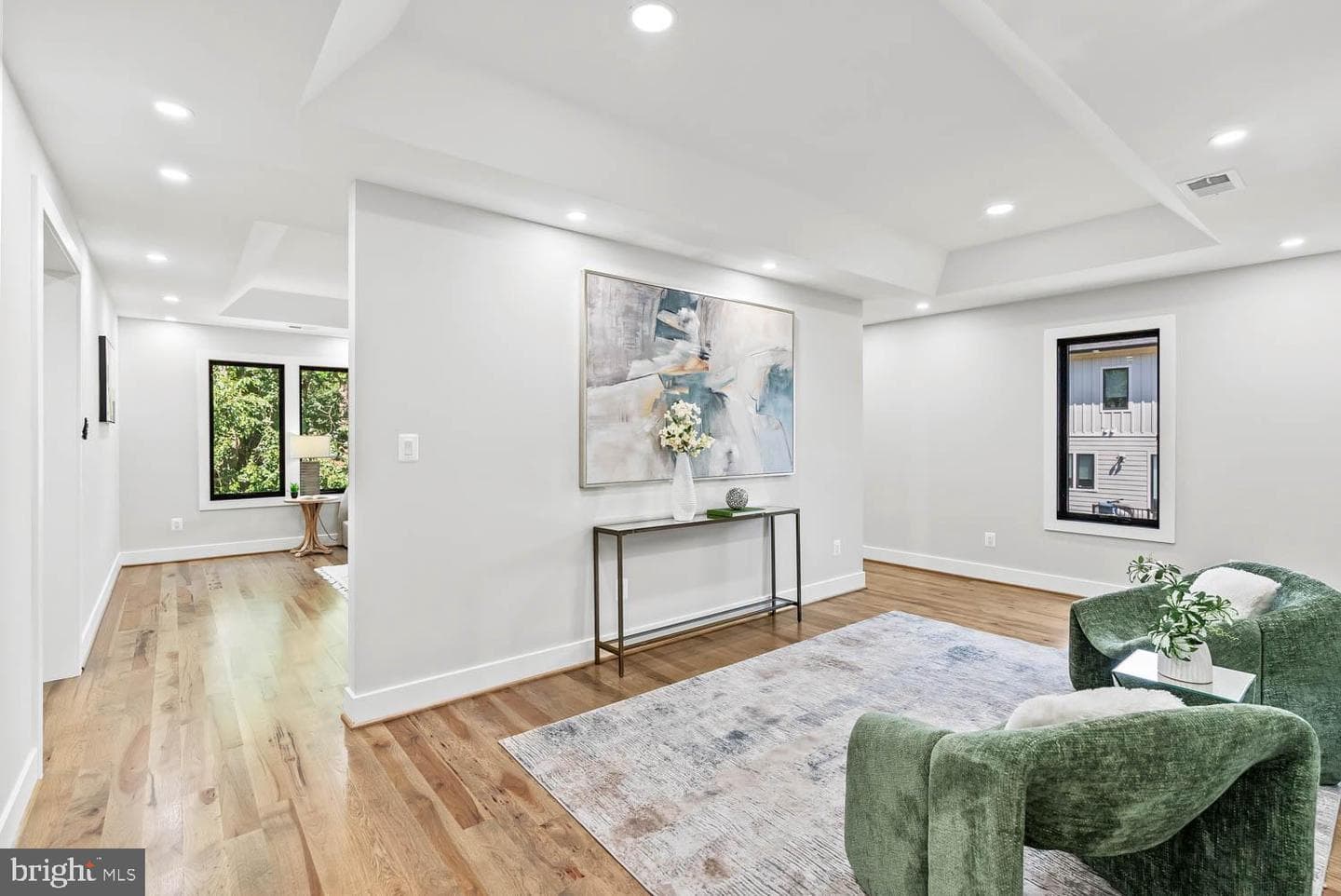 501 Yeonas Drive SW photo 31