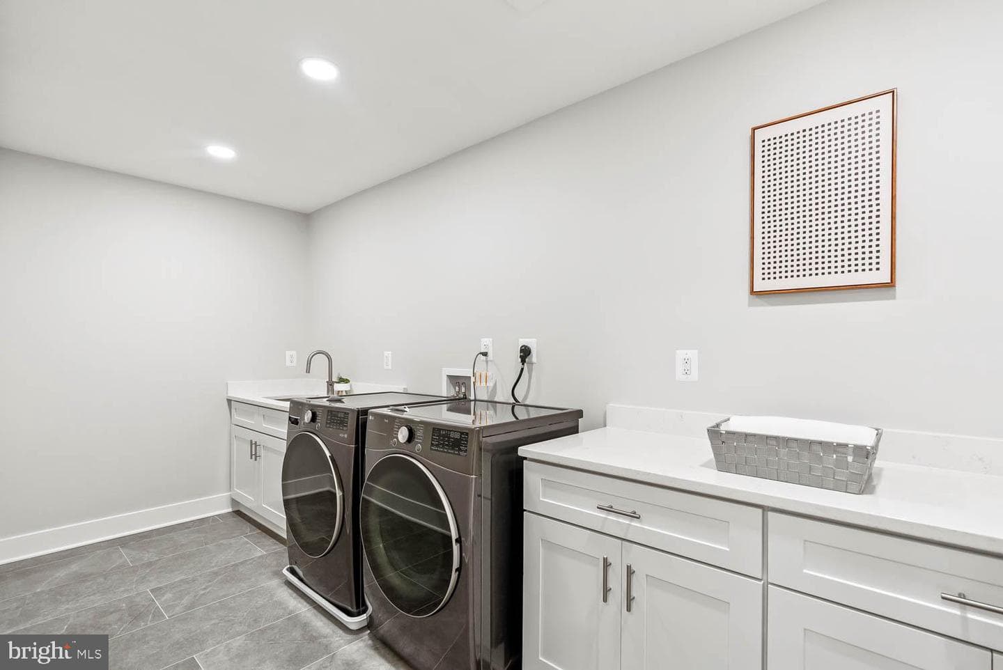 501 Yeonas Drive SW photo 53