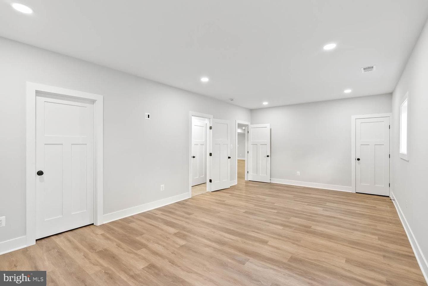 501 Yeonas Drive SW photo 67