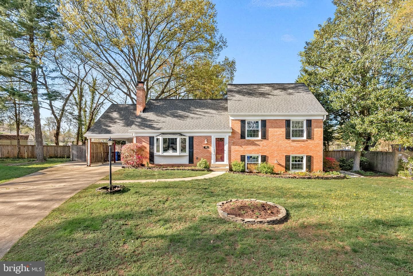 4506 Dartmoor Lane photo 2