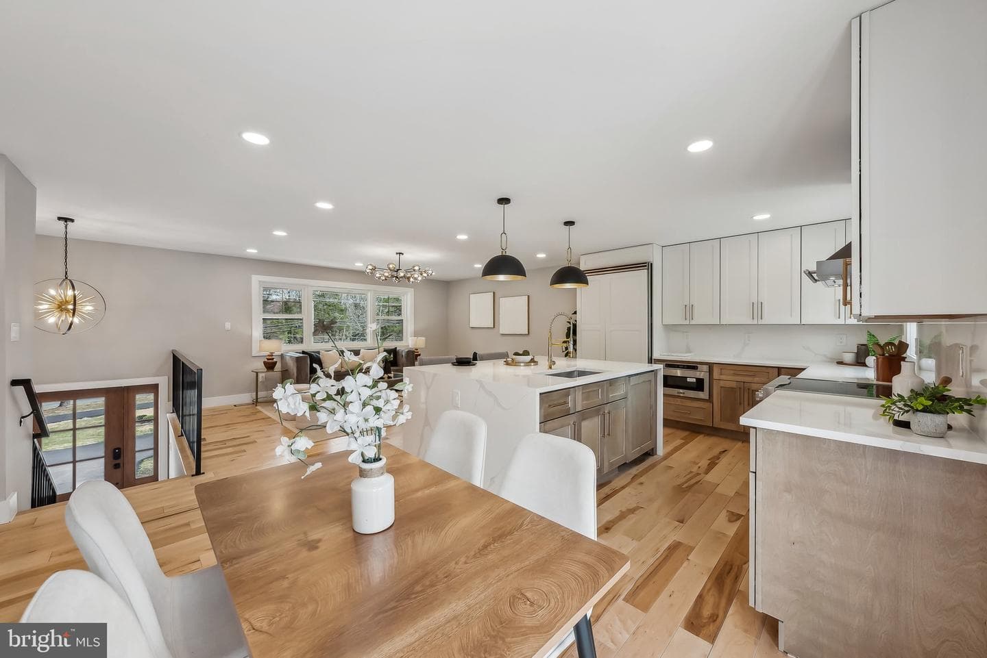 820 Walker Road photo 12