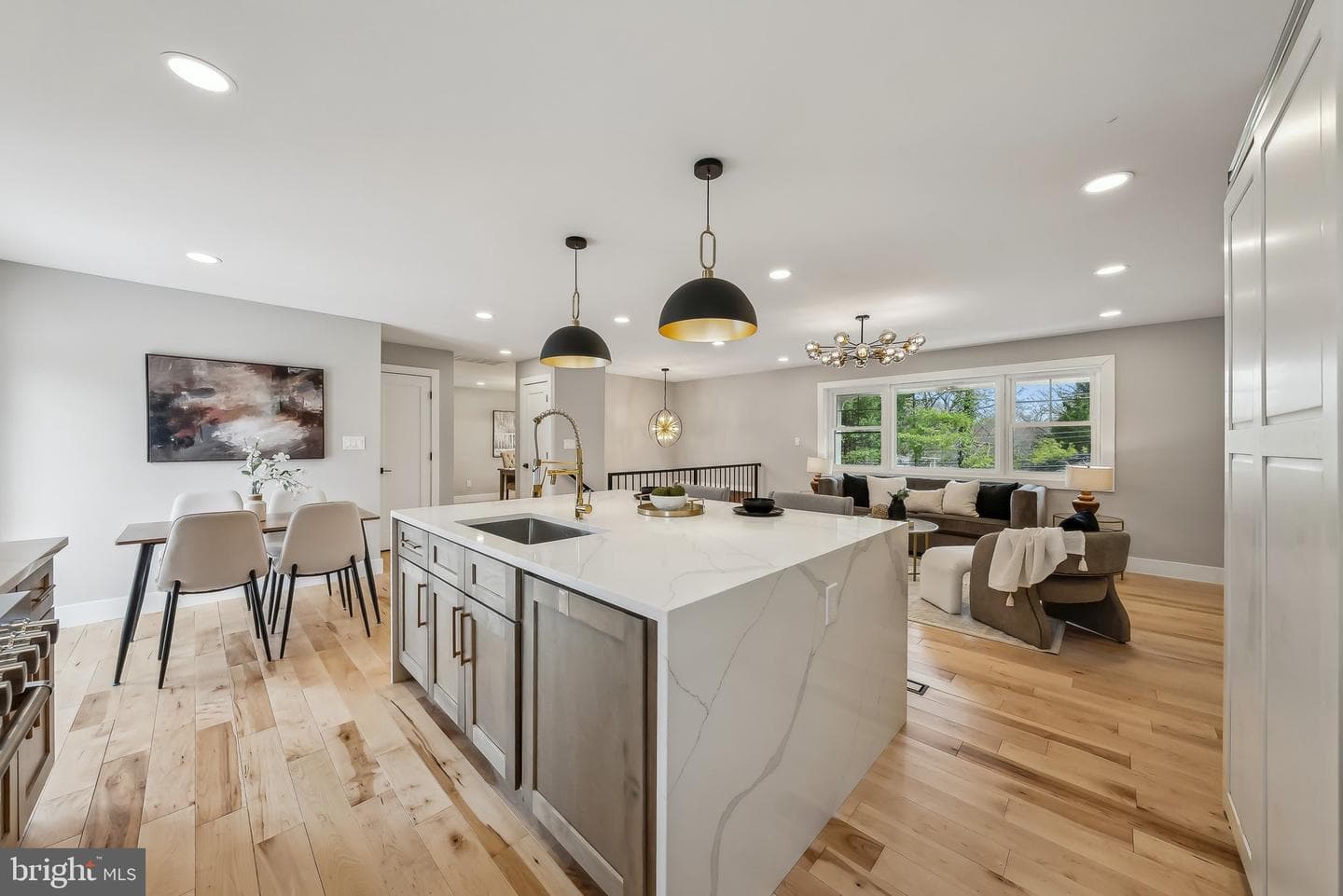 820 Walker Road photo 15