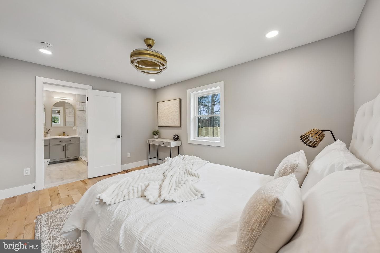 820 Walker Road photo 23