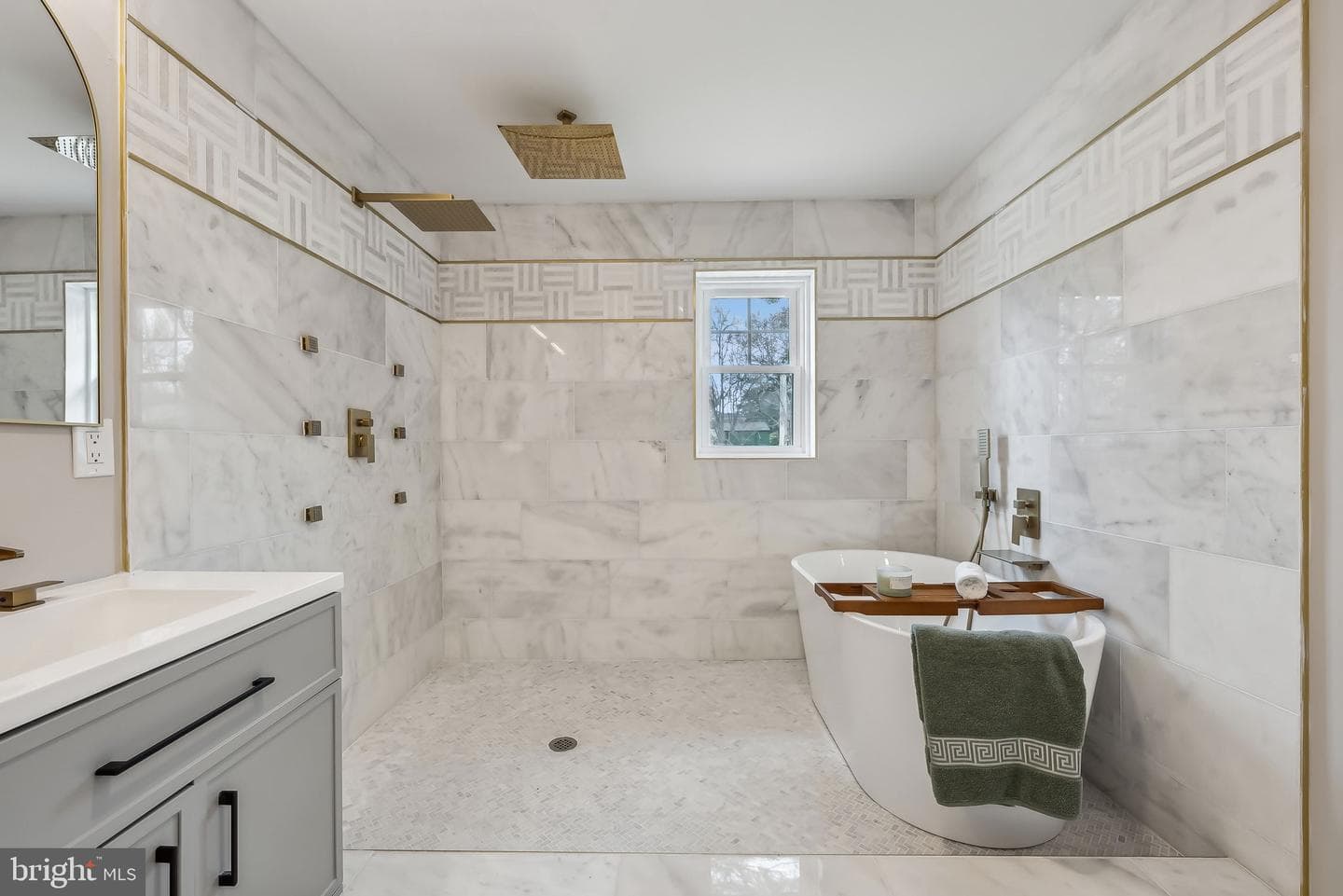 820 Walker Road photo 27