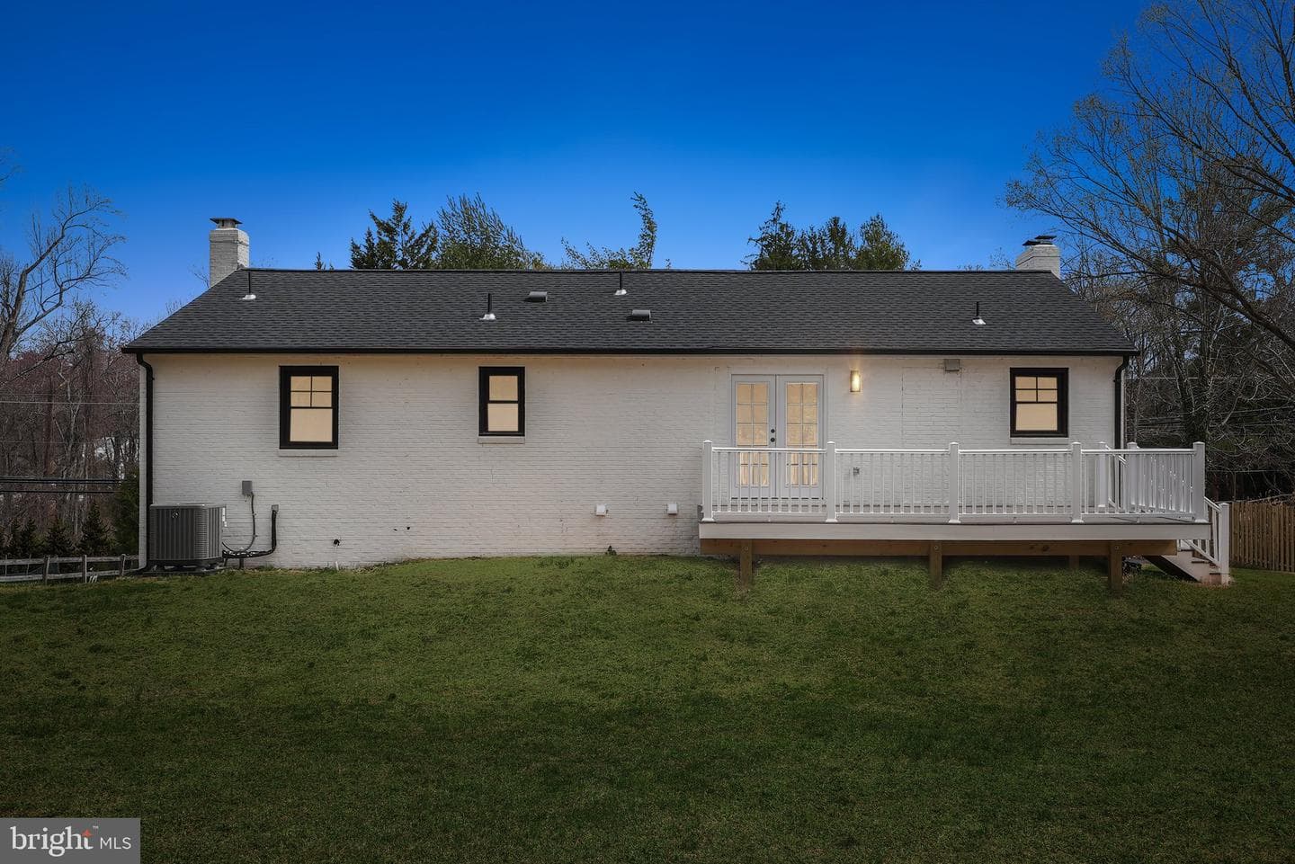 820 Walker Road photo 4