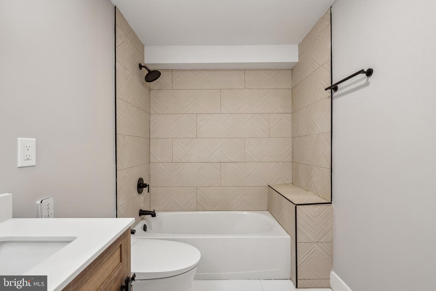 820 Walker Road photo 45