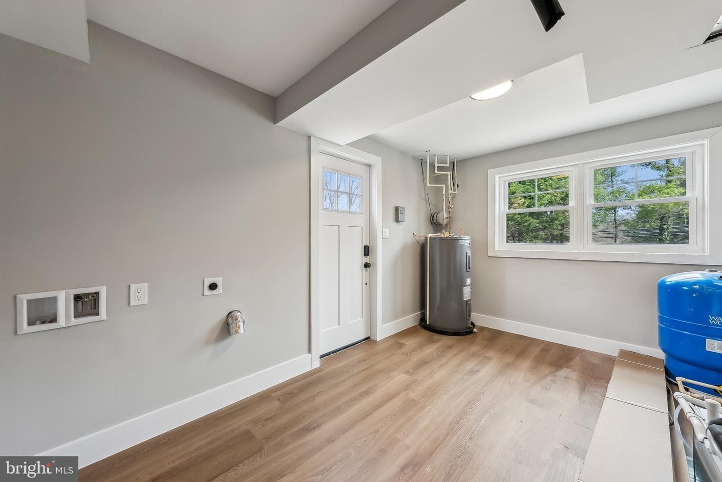 820 Walker Road photo 46