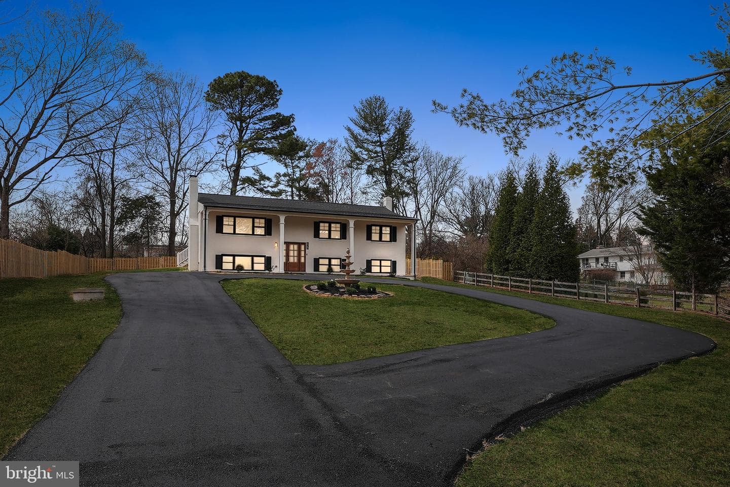 820 Walker Road photo 6