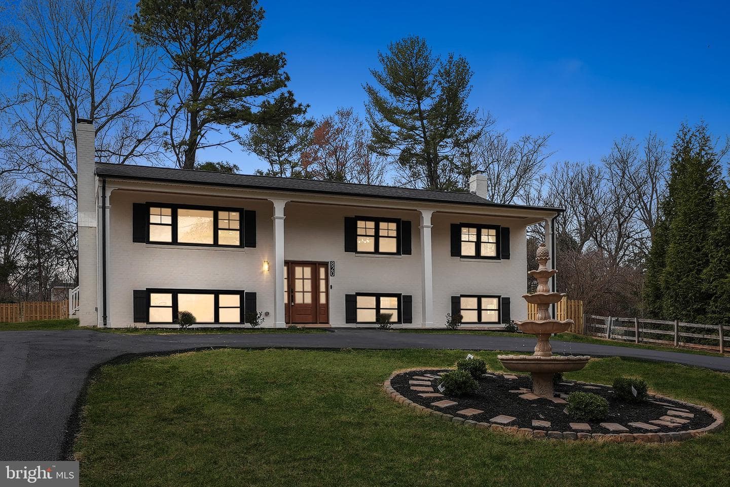 820 Walker Road photo 7