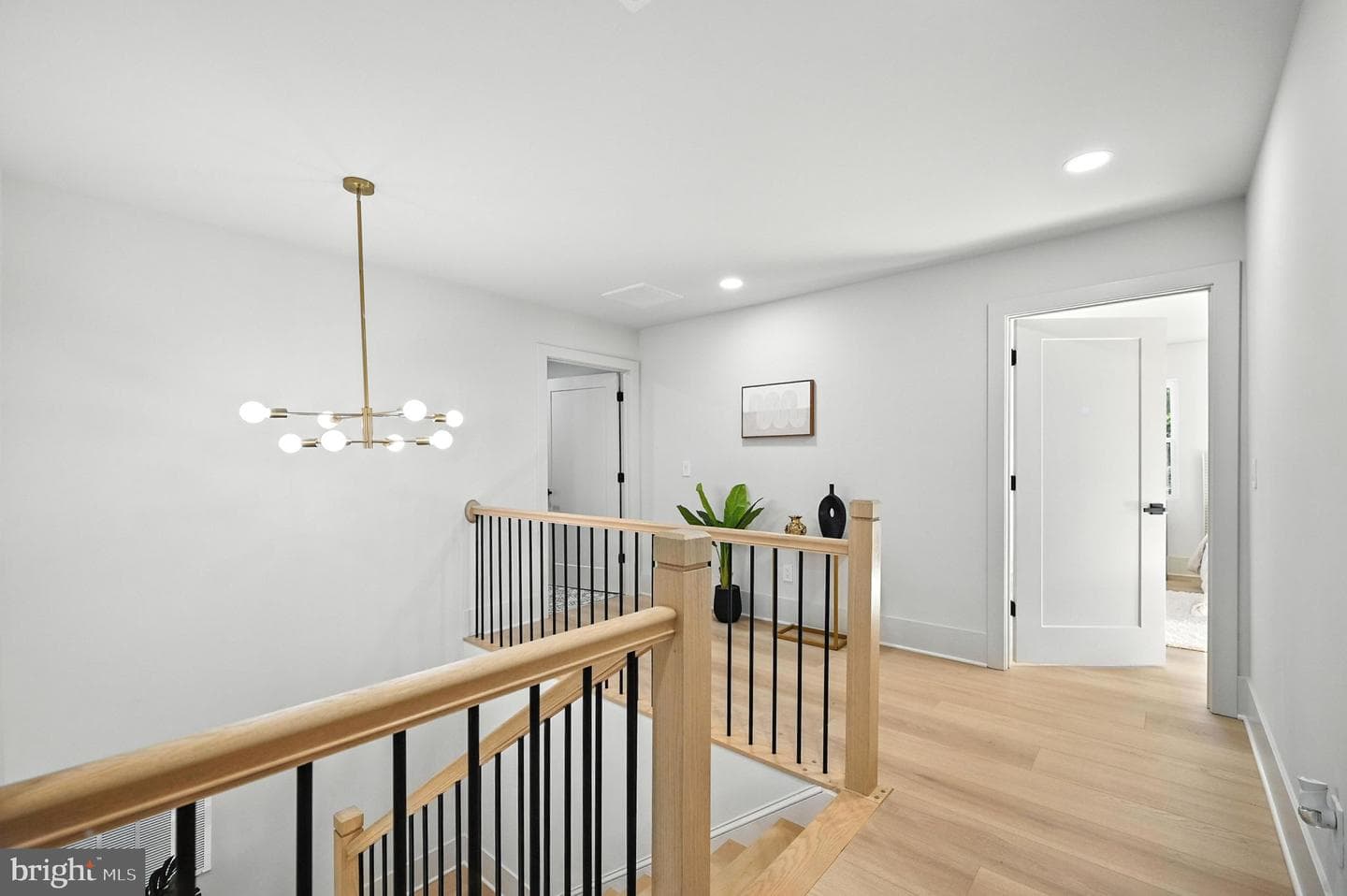 2809 Memorial Street photo 38