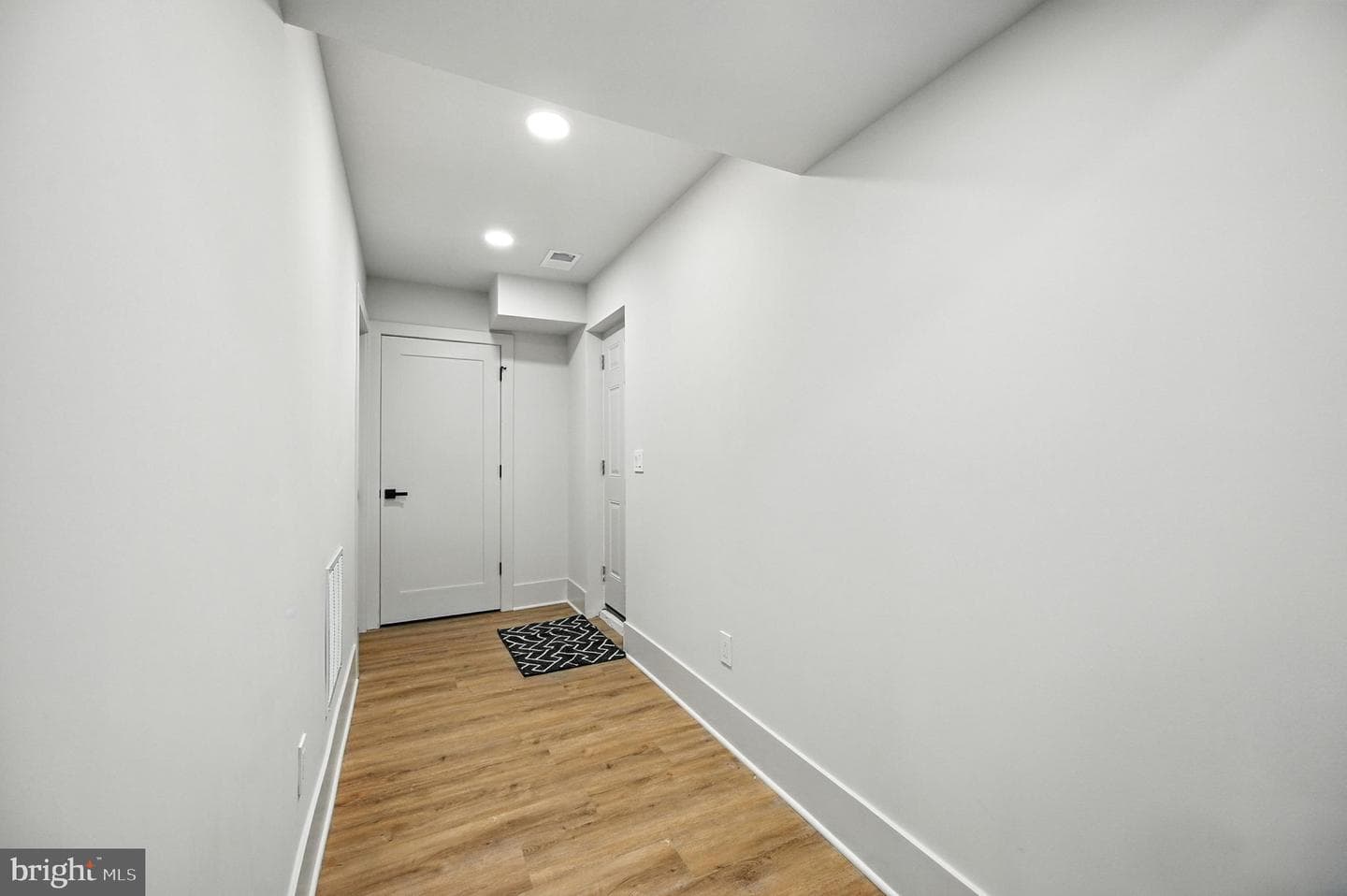 2809 Memorial Street photo 42