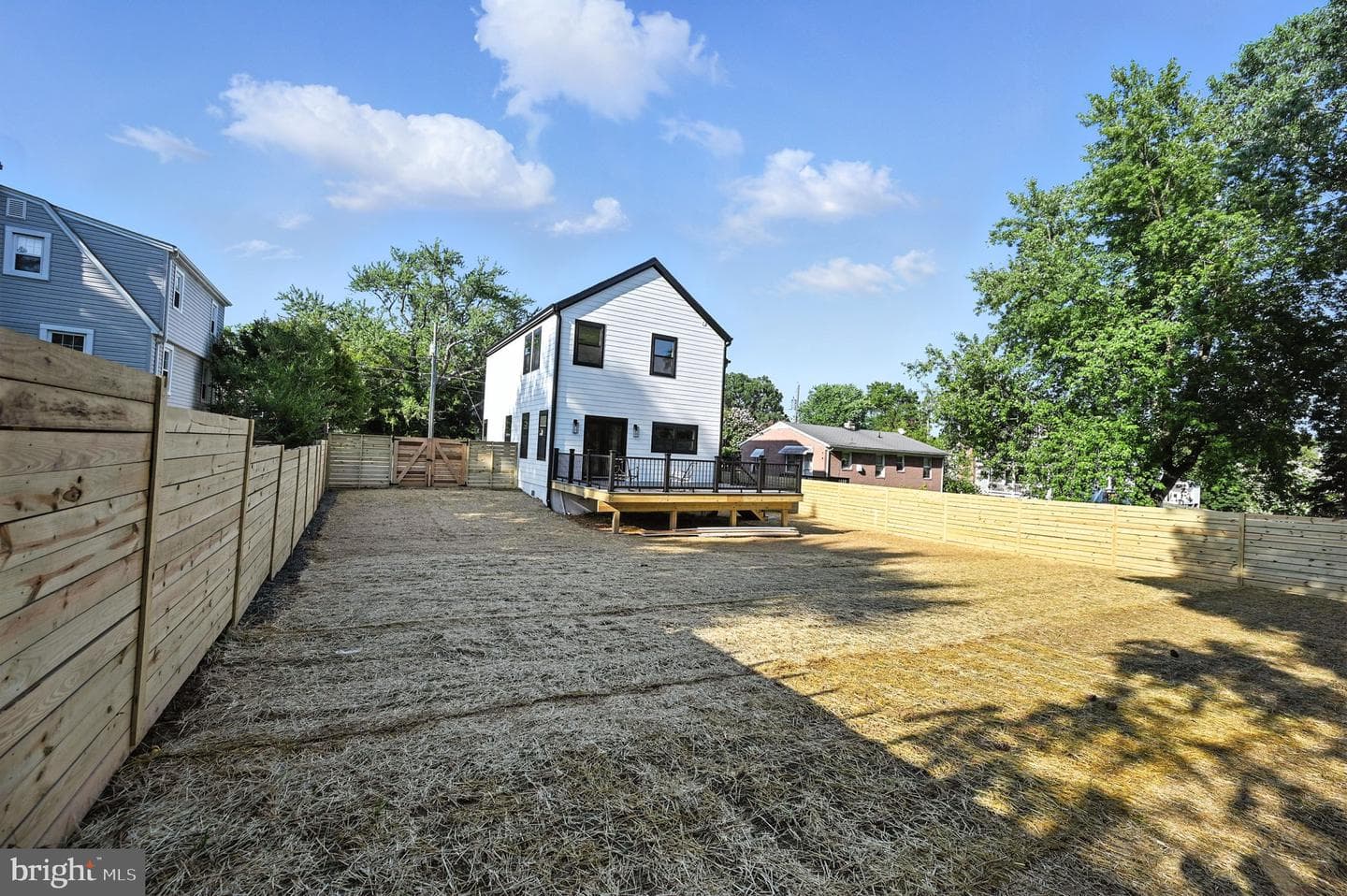 2809 Memorial Street photo 59