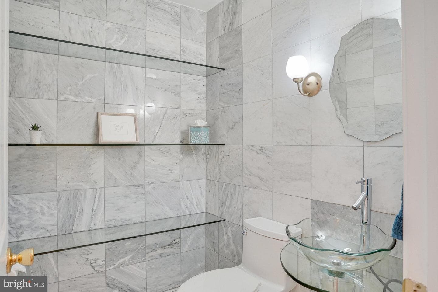 1506 Summerset Place photo 17
