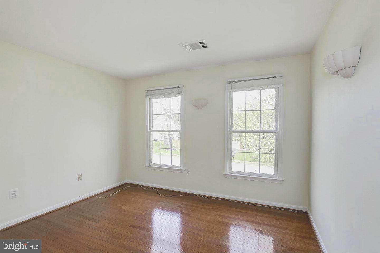1506 Summerset Place photo 29