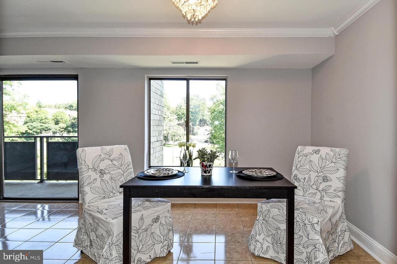 6001 Arlington Boulevard #406 photo 10