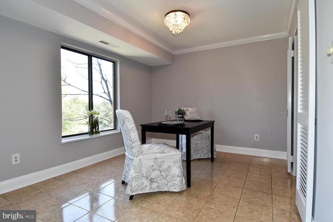 6001 Arlington Boulevard #406 photo 12