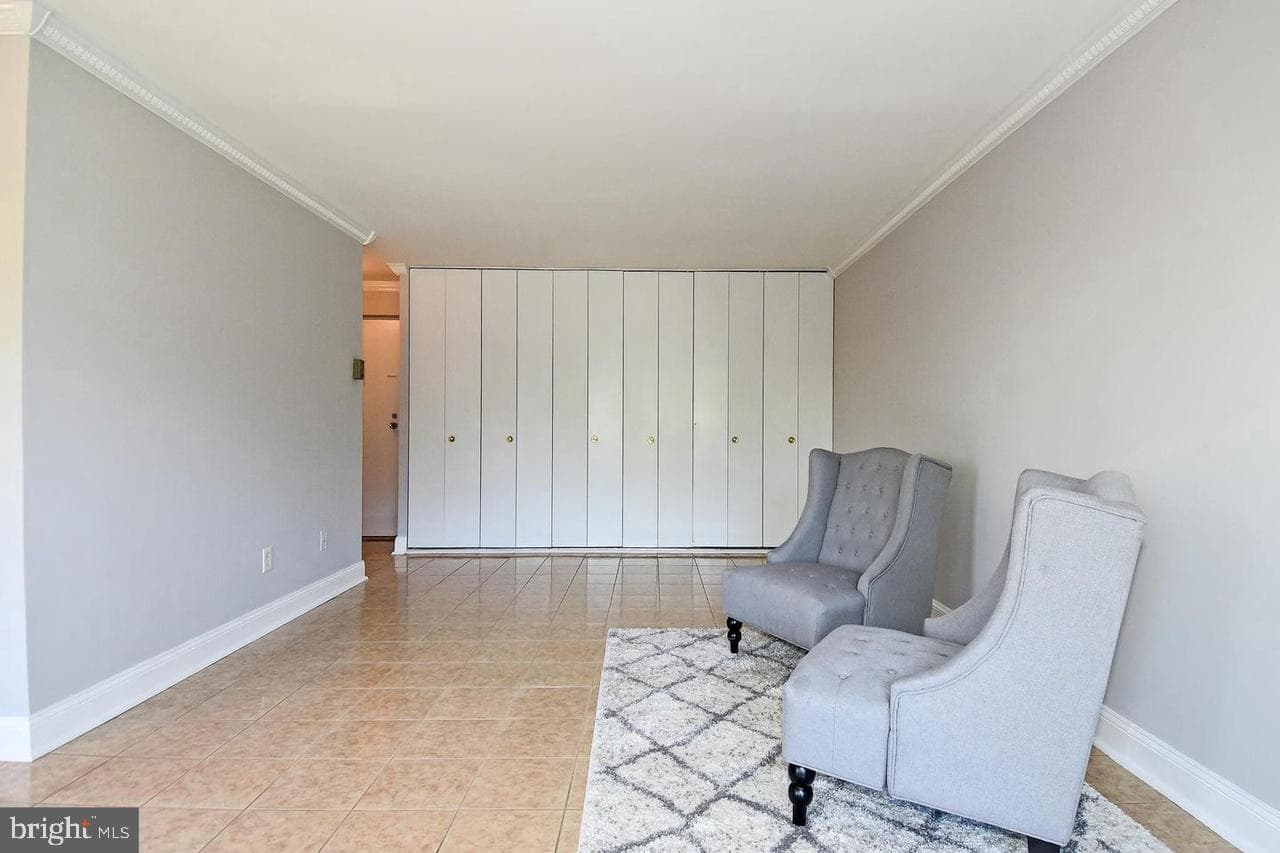 6001 Arlington Boulevard #406 photo 6