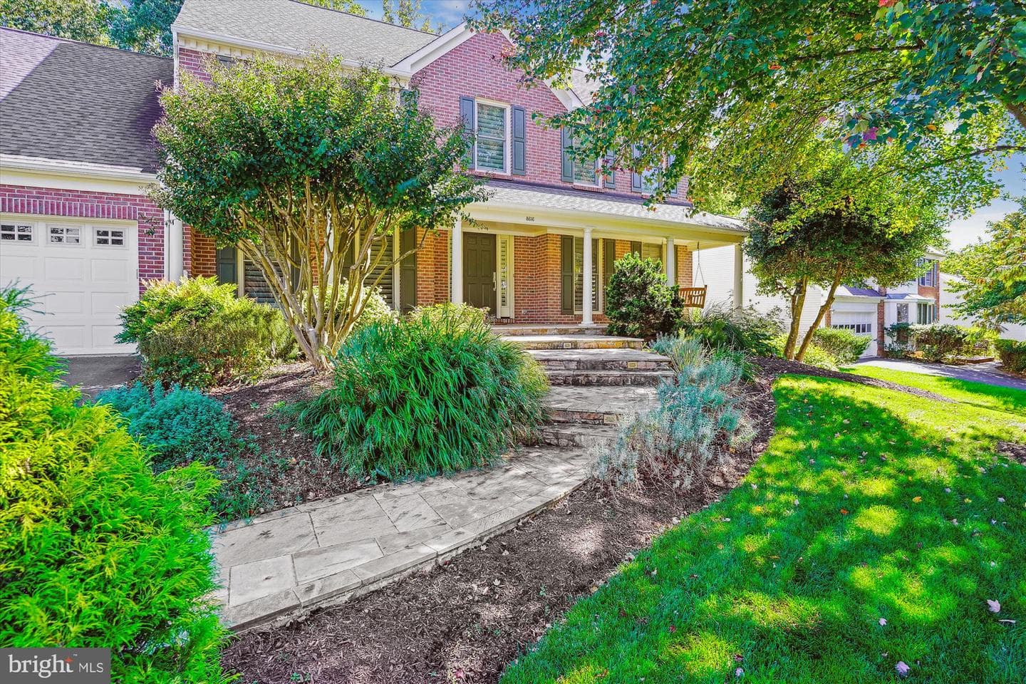 8616 Oak Chase Circle photo 2