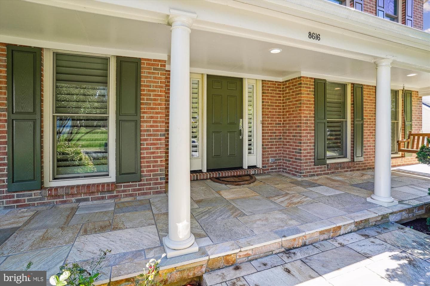 8616 Oak Chase Circle photo 3