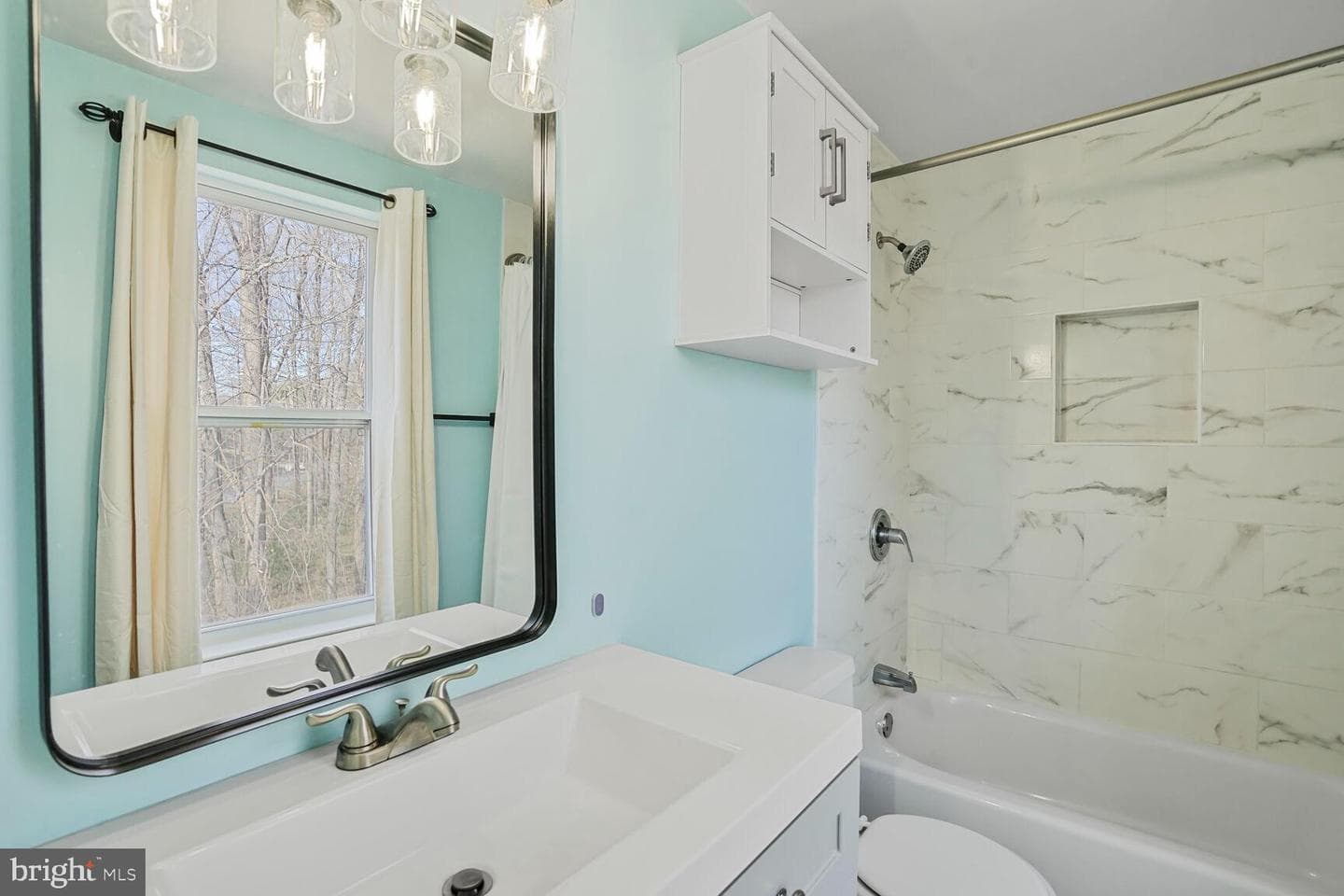 10100 Sassafras Woods Court photo 11