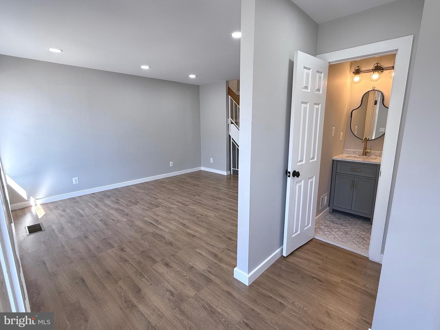 2102 Cartwright Place photo 3
