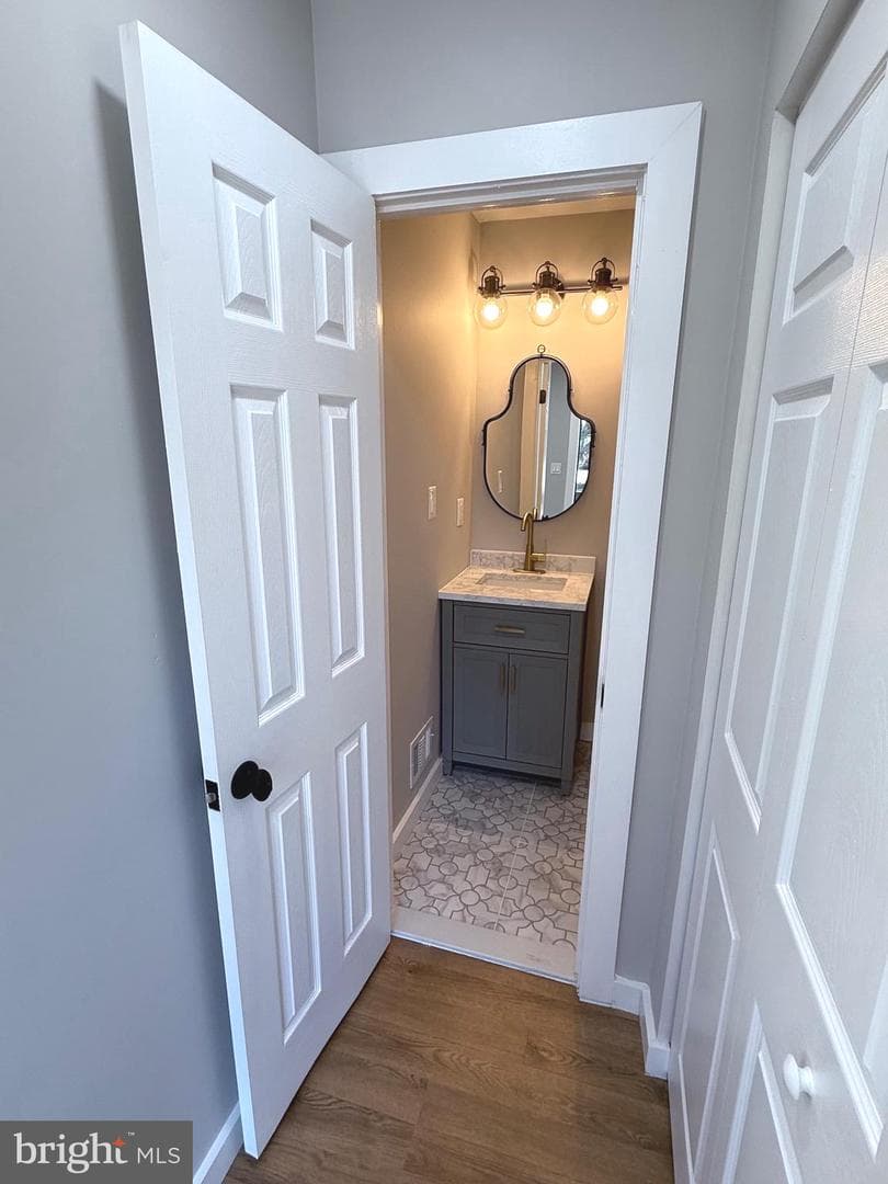 2102 Cartwright Place photo 4