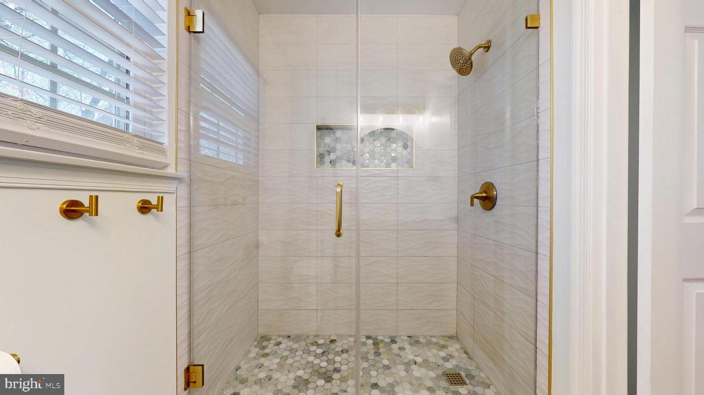 10016 Park Woods Lane photo 25