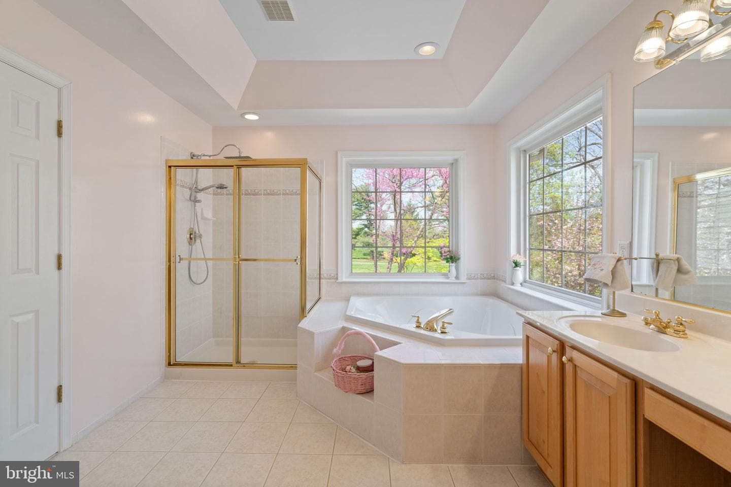 3824 Highland Oaks Drive photo 18