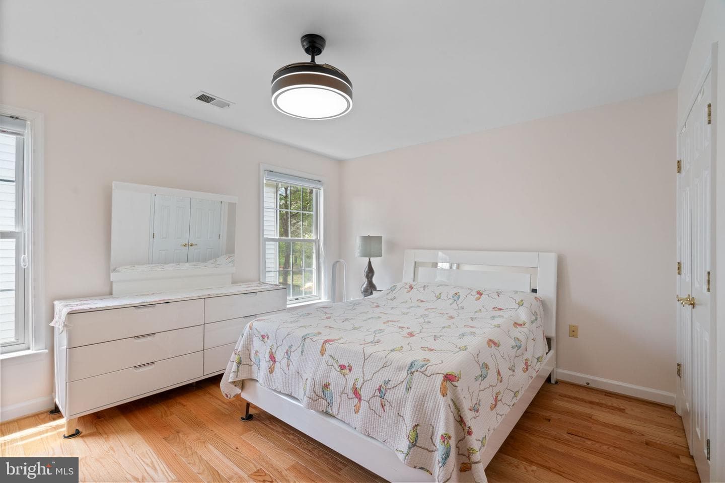 3824 Highland Oaks Drive photo 22