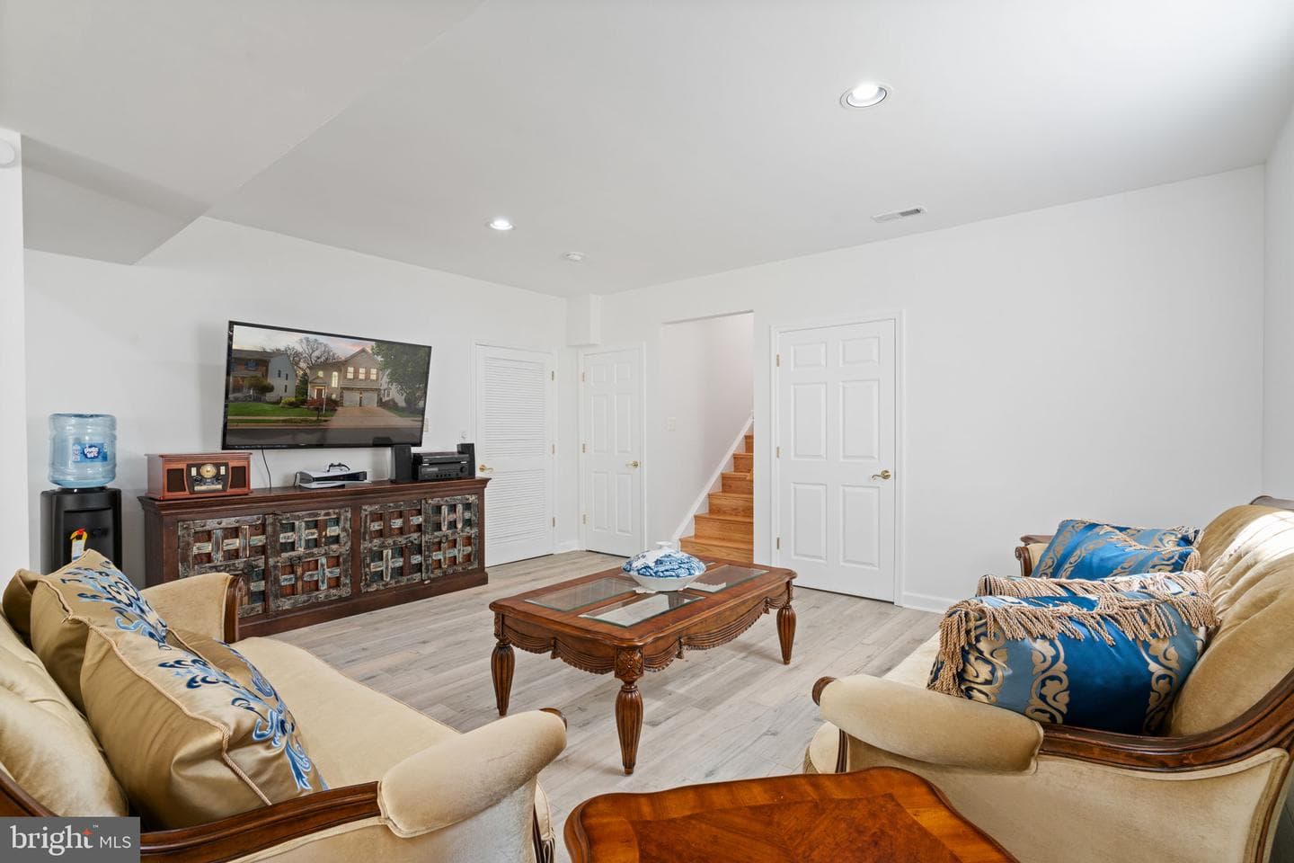 3824 Highland Oaks Drive photo 32