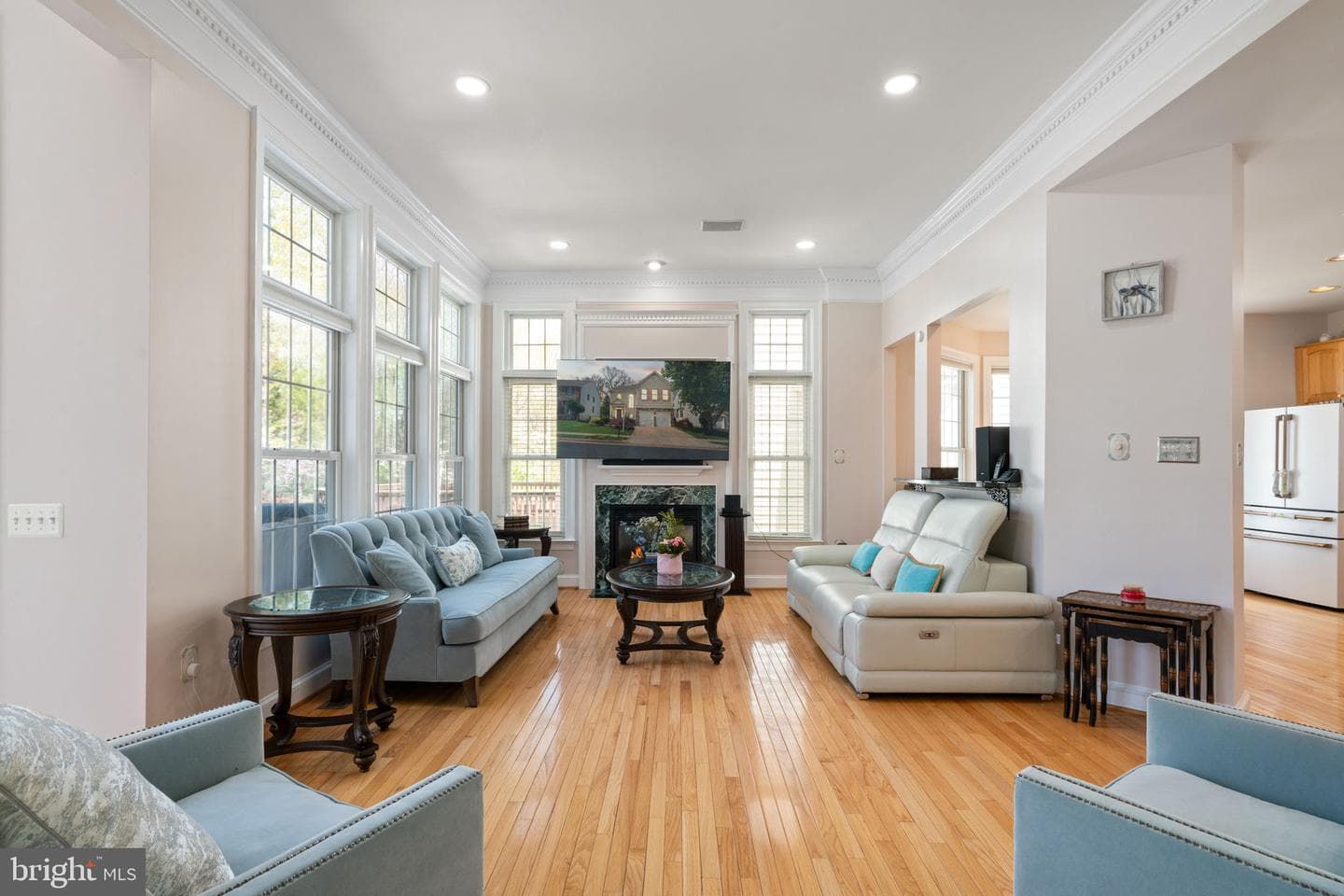 3824 Highland Oaks Drive photo 8