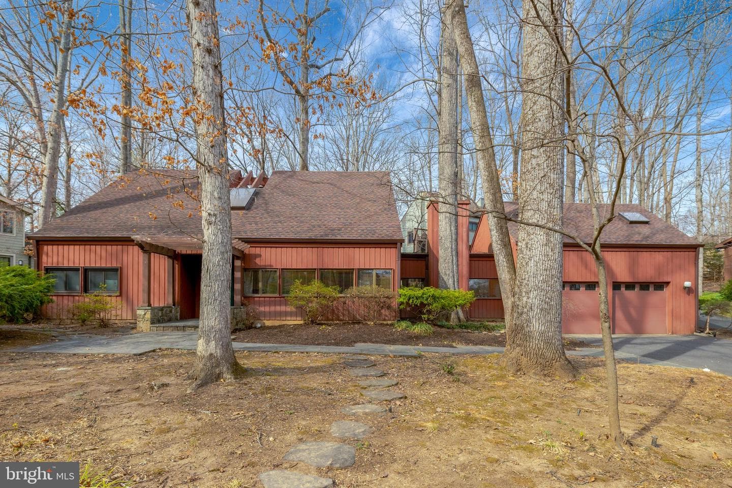 1941 Upper Lake Drive photo 2