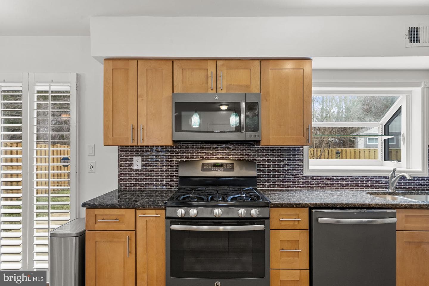 11410 Great Meadow Drive photo 17