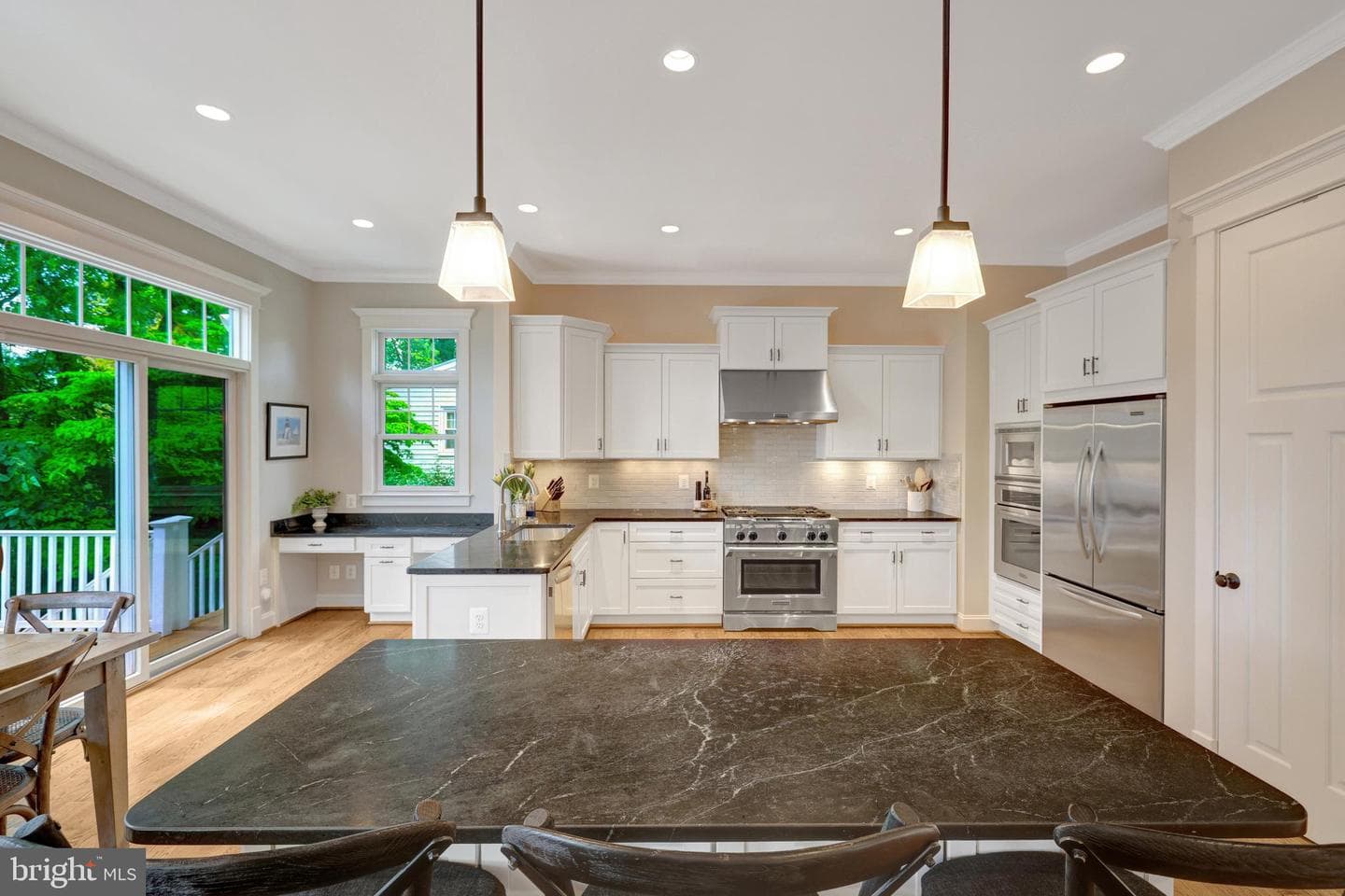 309 Charles Street SE photo 21