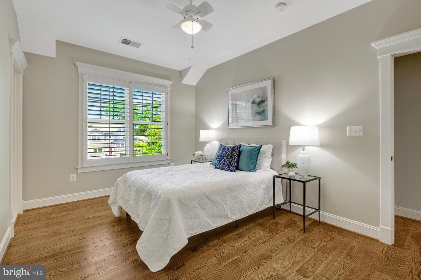 309 Charles Street SE photo 49