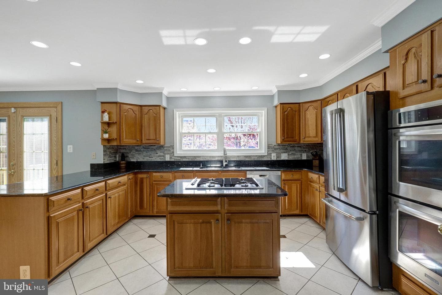8497 Silverview Drive photo 18