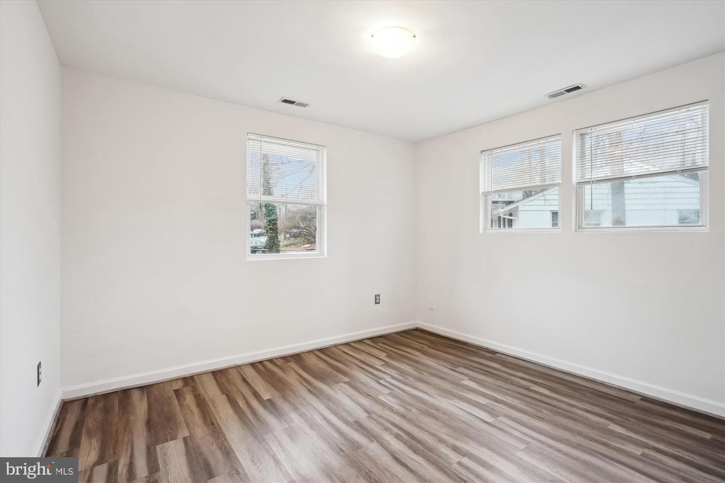 6340 Dogwood Place photo 15
