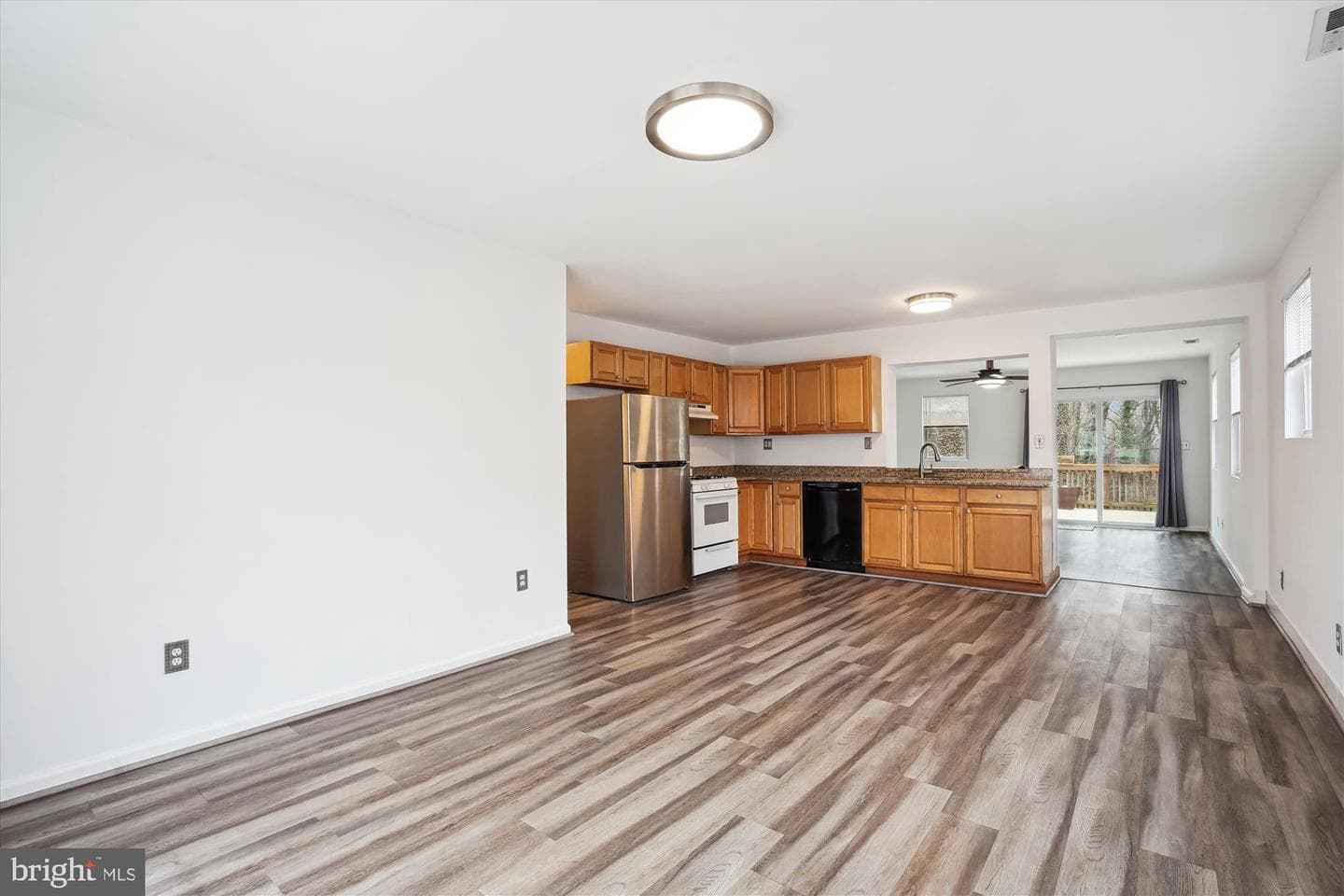 6340 Dogwood Place photo 7