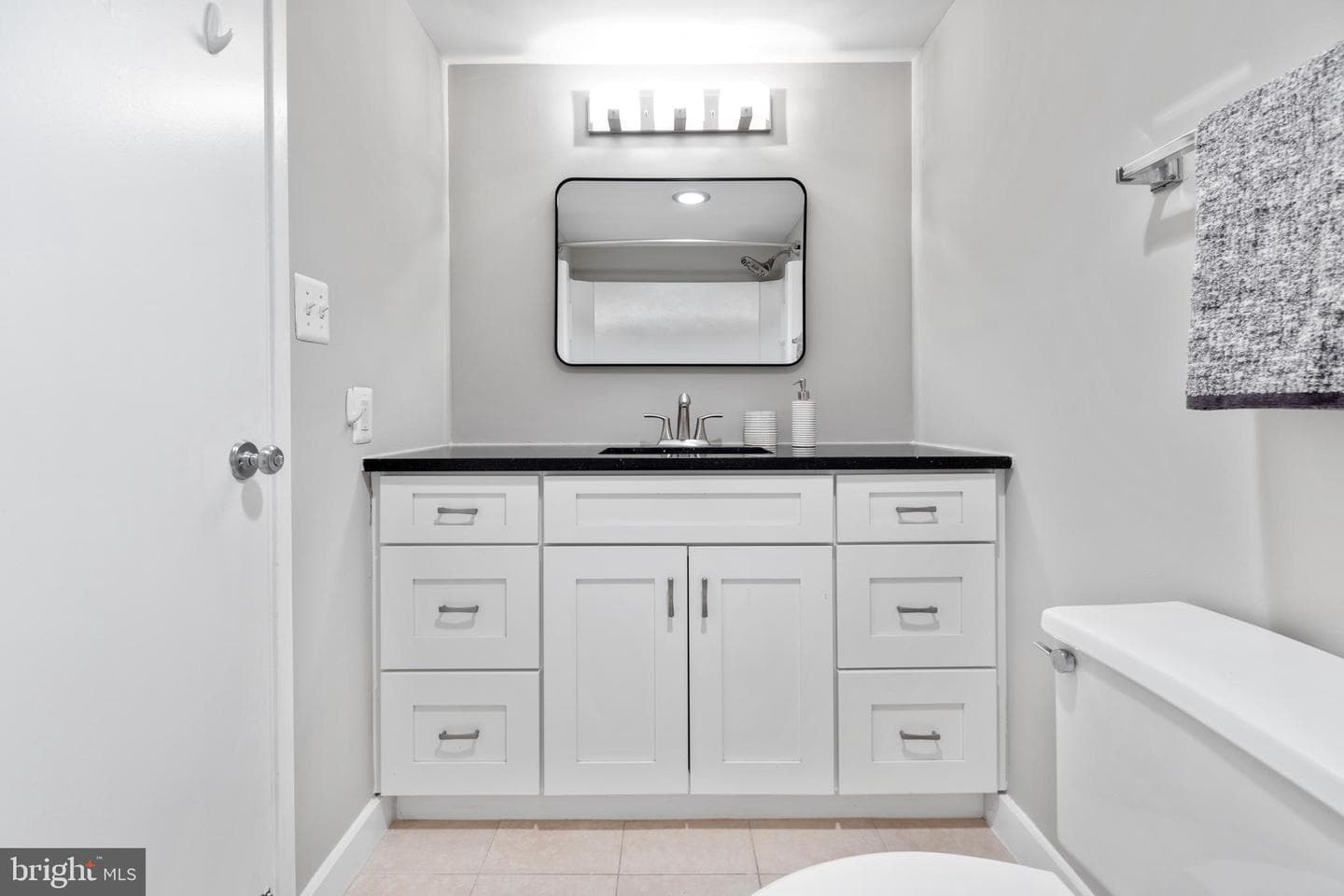 8350 Greensboro Drive #707 photo 19