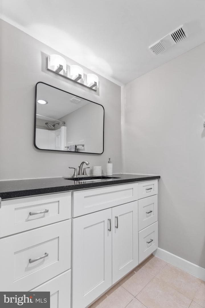 8350 Greensboro Drive #707 photo 20