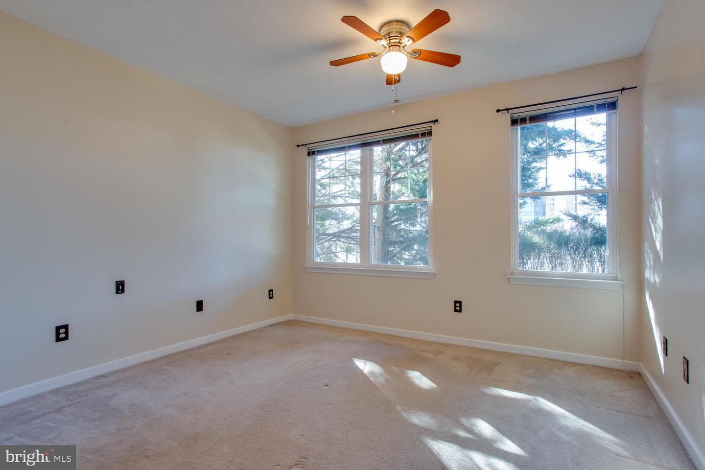 1625 International Drive #116 photo 13