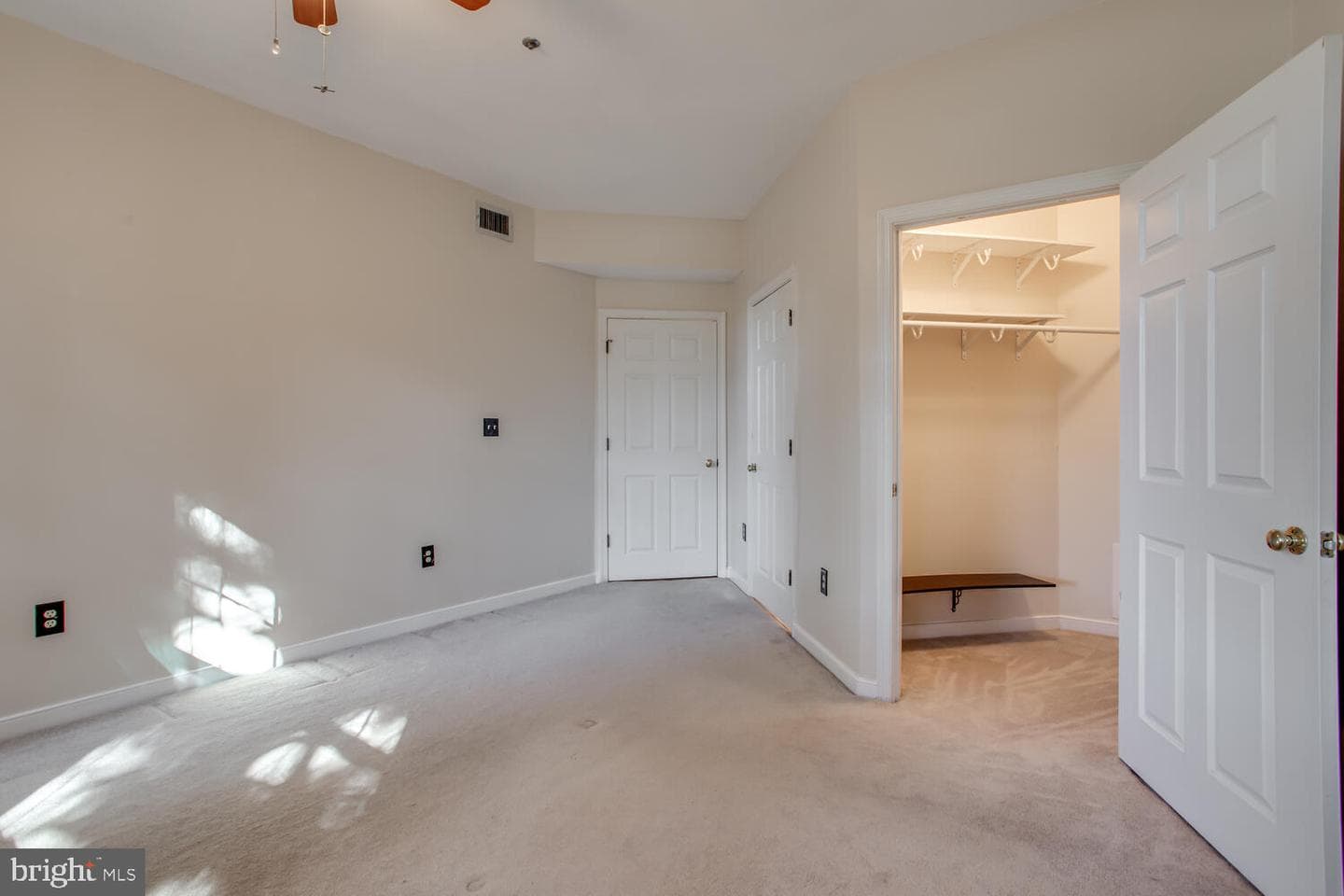1625 International Drive #116 photo 14