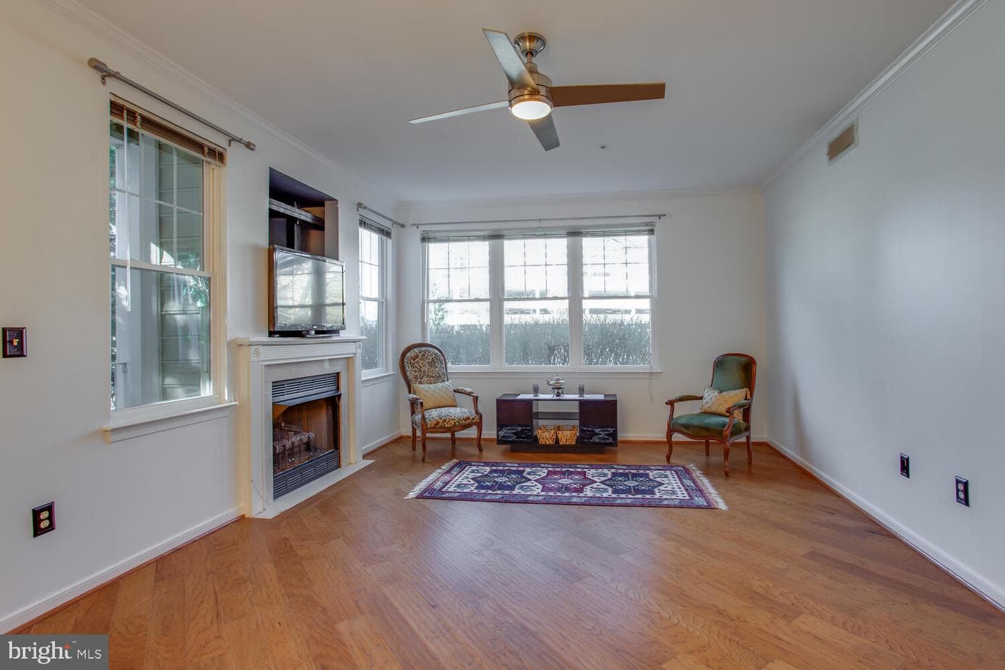 1625 International Drive #116 photo 8
