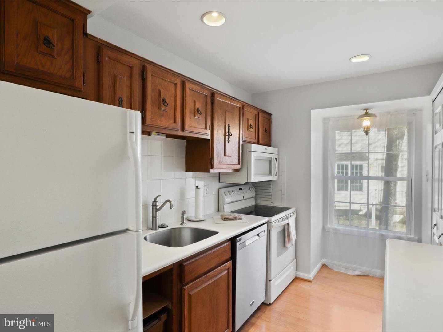 4251 Sauterne Court photo 5